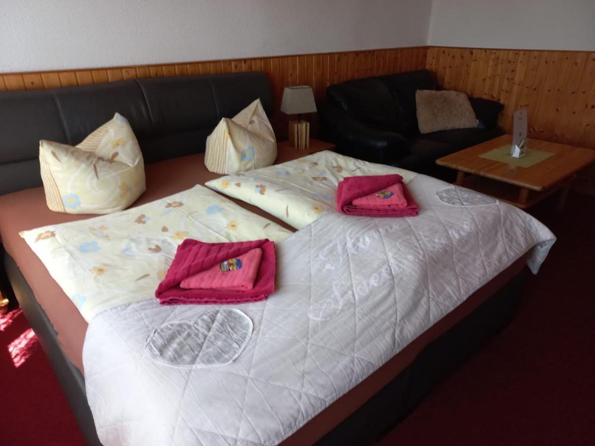 Pension Zur Elbe Wittenberg ภายนอก รูปภาพ